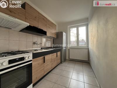 Pronájem bytu 3+1 Velvary, Chržínská č. 2