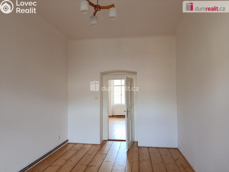 Pronájem bytu 3+1 Praha 5, Holečkova č. 11