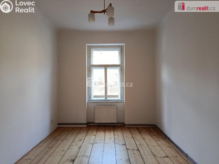 Pronájem bytu 3+1 Praha 5, Holečkova č. 12