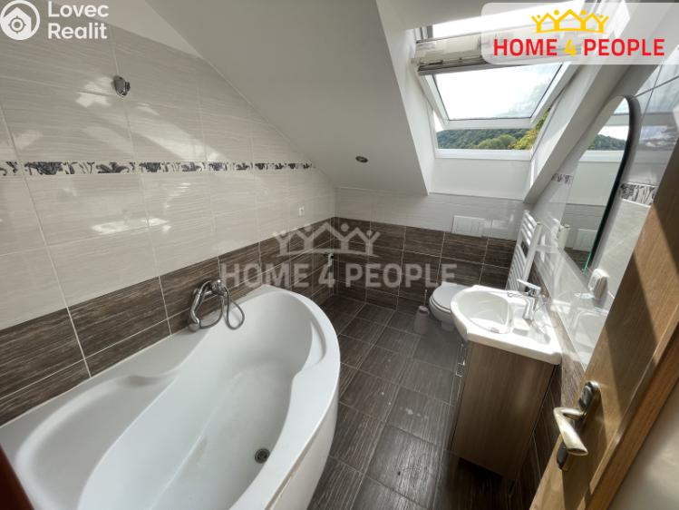 Pronájem bytu 1+KK Lochovice č. 3