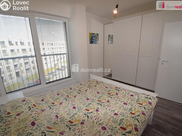 Prodej bytu 3+KK Praha 22, Ke kříži č. 9