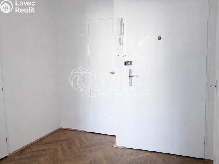 Pronájem bytu 2+KK Praha, Na slupi 1485/10 č. 9