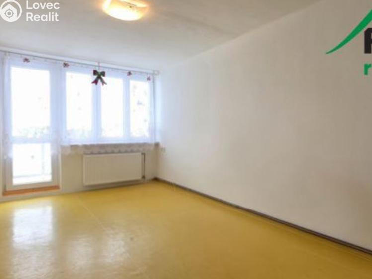 Rent apartment 2+1 Chodová Planá, sídliště Lučina č. 5