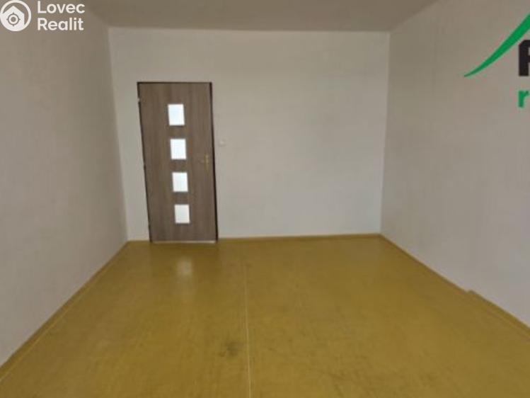 Rent apartment 2+1 Chodová Planá, sídliště Lučina č. 7