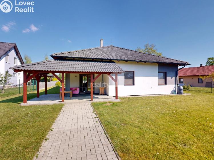 Продаж сімейного будинку Ústrašín č. 2