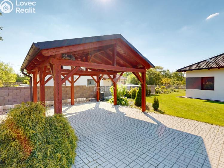 Продаж сімейного будинку Ústrašín č. 10