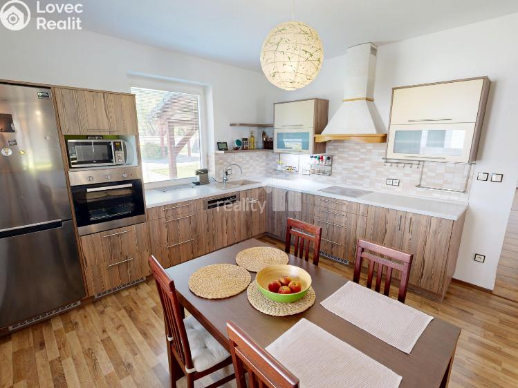 Продаж сімейного будинку Ústrašín č. 15