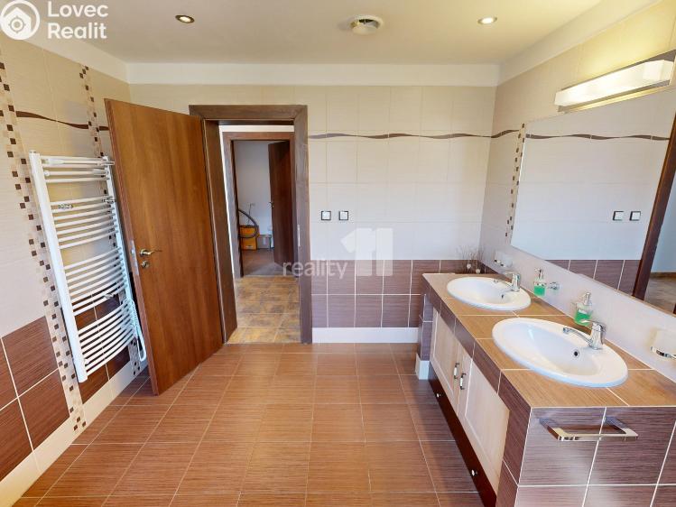 Продаж сімейного будинку Ústrašín č. 26