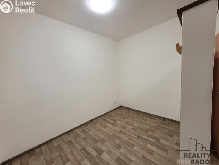 Pronájem bytu 2+KK Holešov, nám. Svobody č. 3