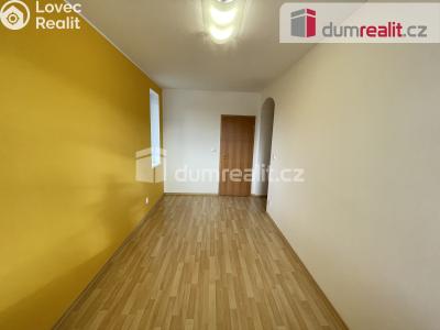 Pronájem bytu 1+1 Praha-Štěrboholy, Pod valem č. 5