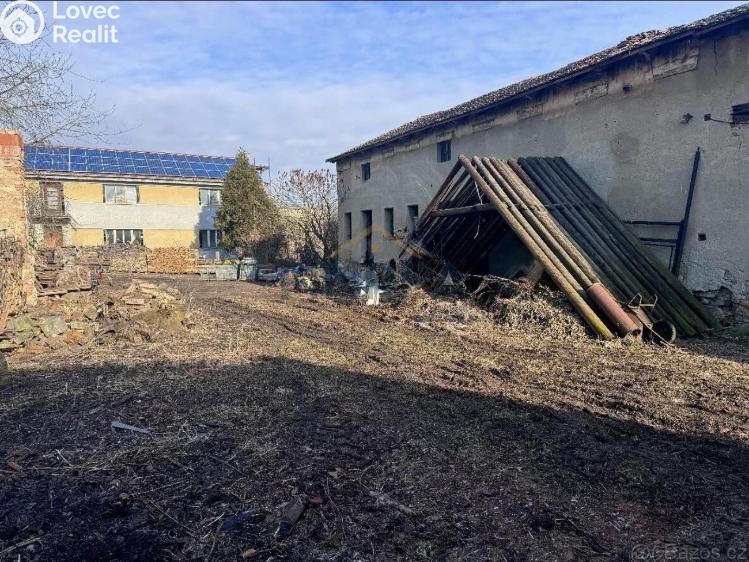 Prodej zemědělského objektu Děčany č. 7