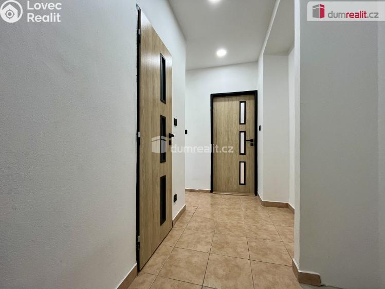 Pronájem bytu 3+1 Karlovy Vary, Šmeralova č. 7