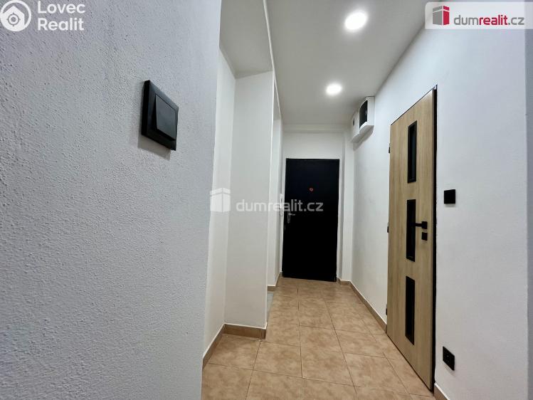 Pronájem bytu 3+1 Karlovy Vary, Šmeralova č. 8