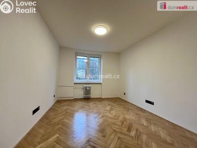 Pronájem bytu 3+1 Karlovy Vary, Šmeralova č. 5