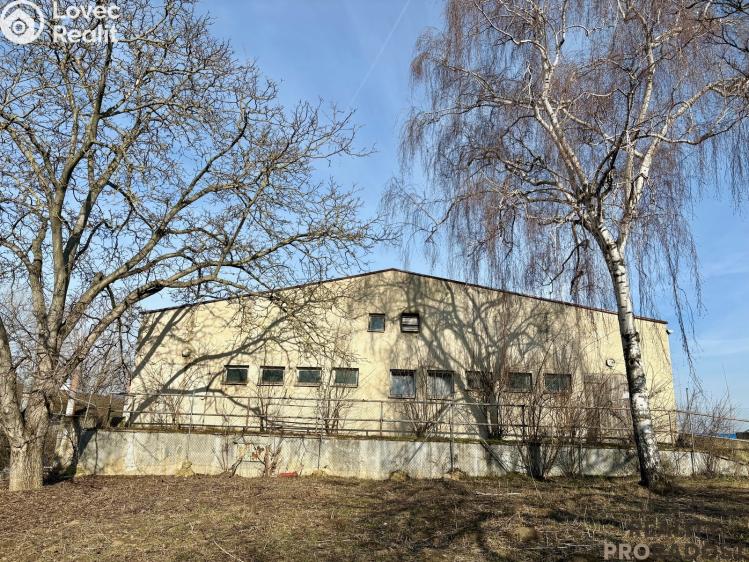 Prodej výrobní haly Nosislav č. 4