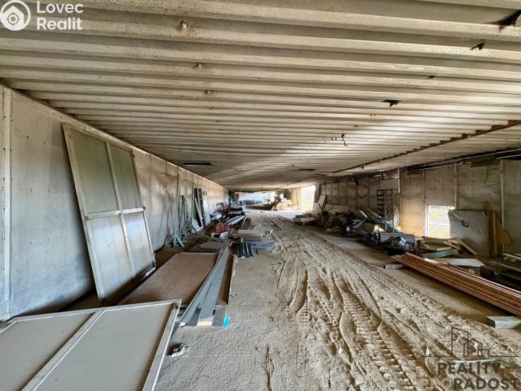 Prodej výrobní haly Nosislav č. 10