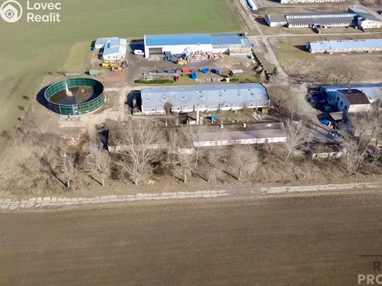 Prodej výrobní haly Nosislav č. 2