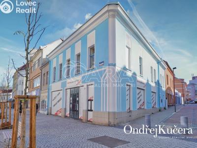 Sale apartment building Kladno, Komenského 579 č. 1