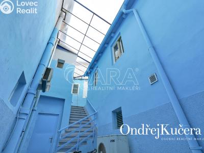 Продаж багатоквартирного будинку Kladno, Komenského 579 č. 7