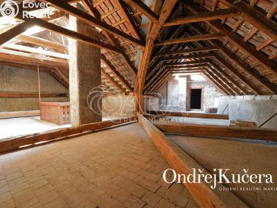 Продаж багатоквартирного будинку Kladno, Komenského 579 č. 14