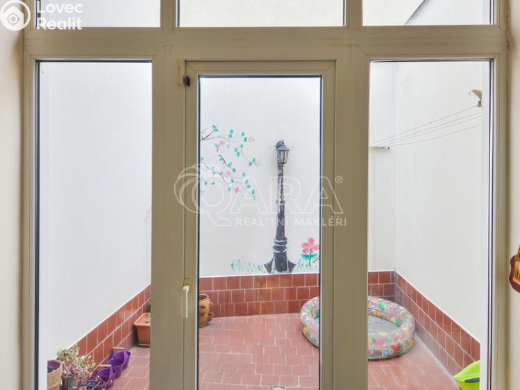 Продаж багатоквартирного будинку Kladno, Dr. Vrbenského 24 č. 9