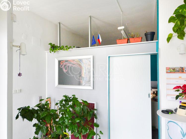 Продаж багатоквартирного будинку Kladno, Dr. Vrbenského 24 č. 11