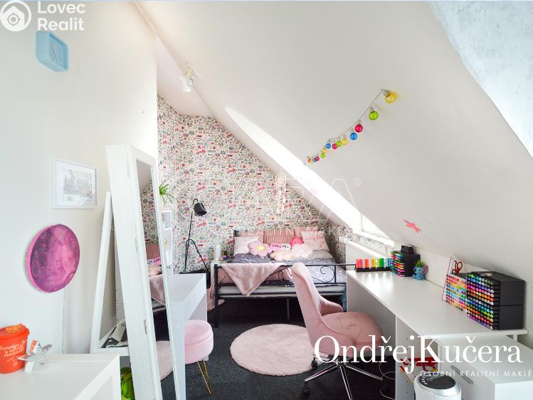 Продаж багатоквартирного будинку Kladno, Dr. Vrbenského 24 č. 15