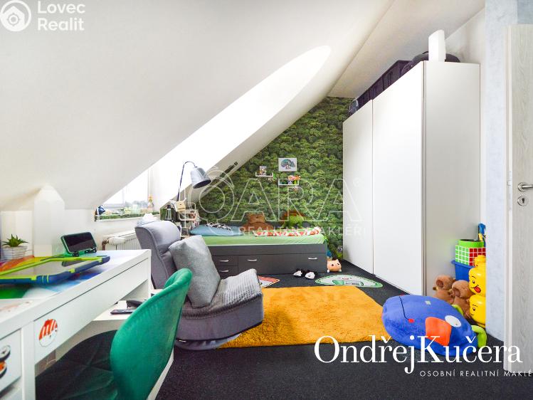 Продаж багатоквартирного будинку Kladno, Dr. Vrbenského 24 č. 16