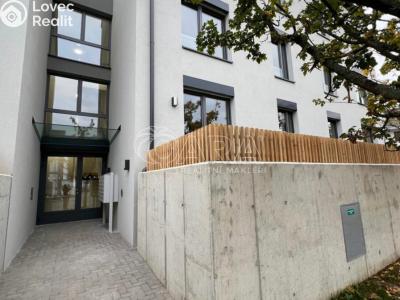 Pronájem bytu 1+KK Praha 8, Ďáblická č. 3