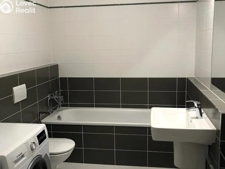 Pronájem bytu 2+KK Praha, Lovosická č. 6