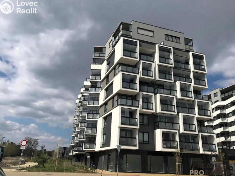 Rent apartment 2+KK Praha, Lovosická č. 1