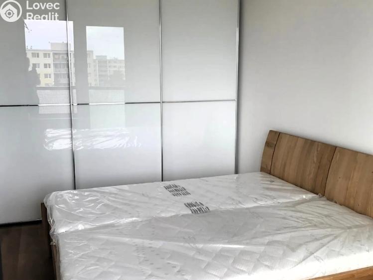 Rent apartment 2+KK Praha, Lovosická č. 5