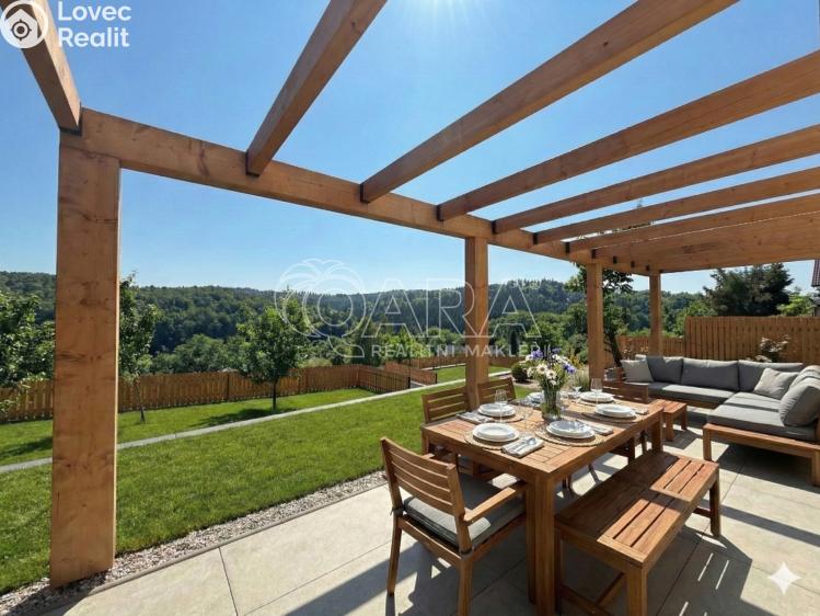 Prodej vícegeneračního domu Chocerady č. 2