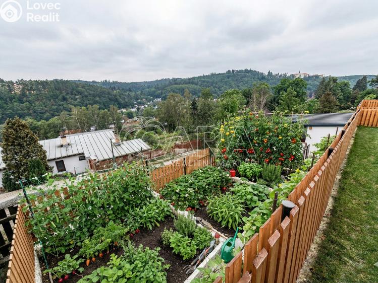 Prodej vícegeneračního domu Chocerady č. 8