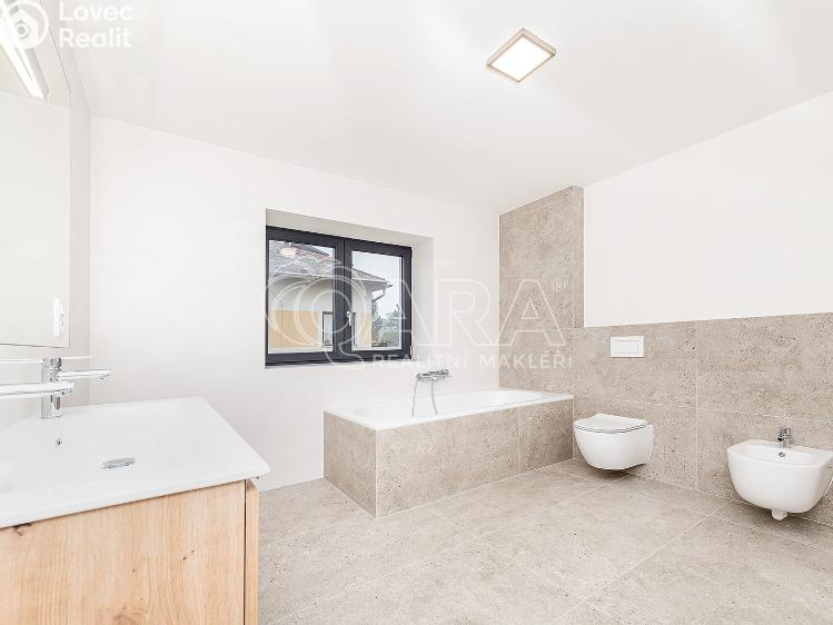 Prodej vícegeneračního domu Chocerady č. 16