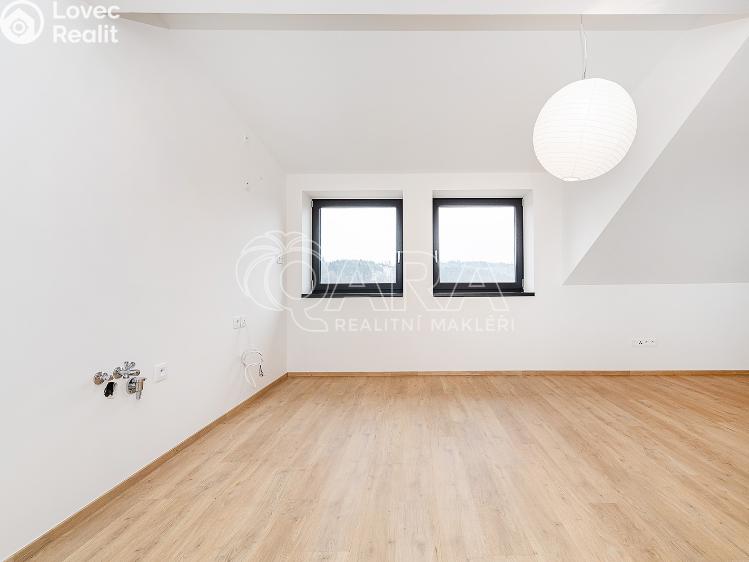 Prodej vícegeneračního domu Chocerady č. 22