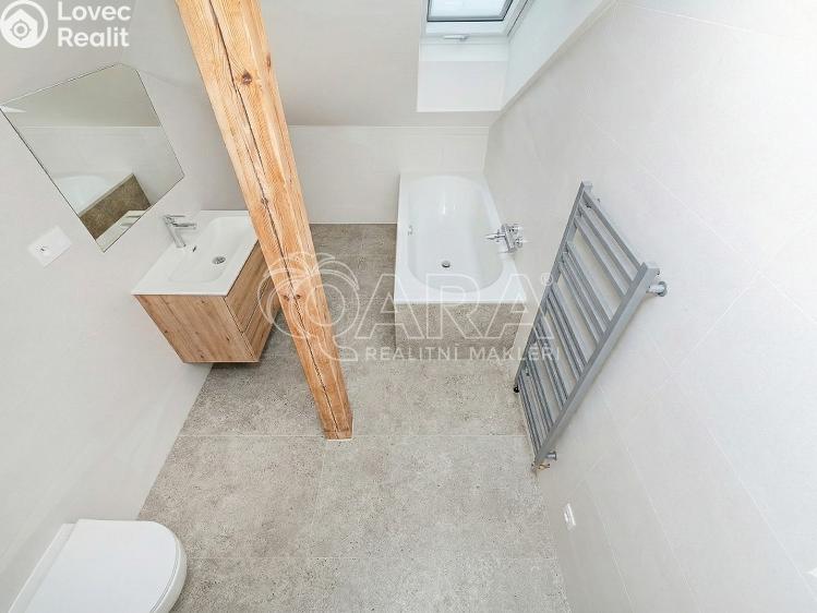 Prodej vícegeneračního domu Chocerady č. 26