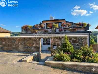 Sale multi-gen house Chocerady č. 2