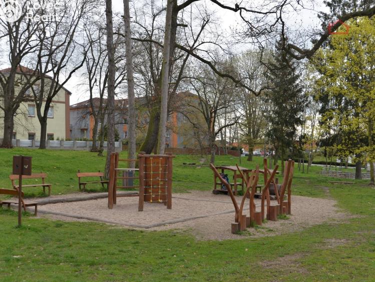 Pronájem bytu 2+KK Milovice, Kaštanová 670 č. 12