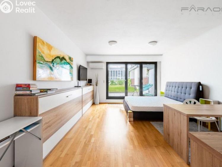 Продаж квартири 1+KK Praha, Olšanská č. 7