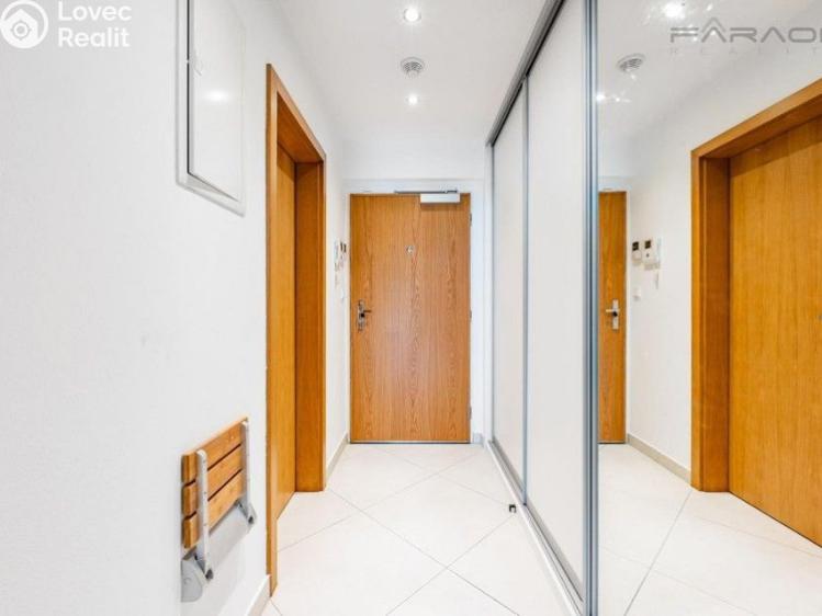 Prodej bytu 1+KK Praha, Olšanská č. 10