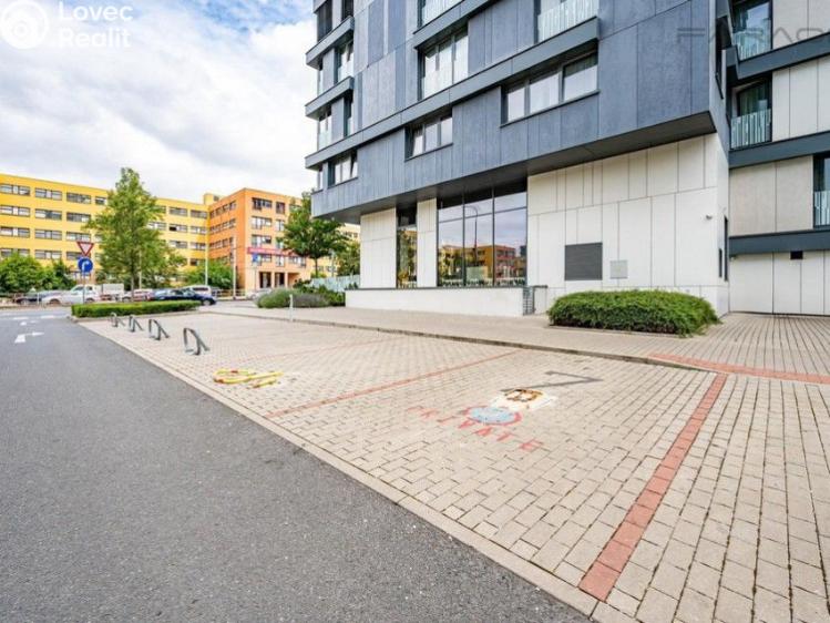 Prodej bytu 1+KK Praha, Olšanská č. 16