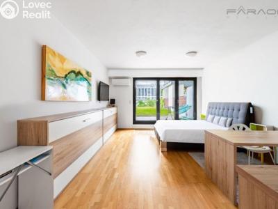 Sale apartment 1+KK Praha, Olšanská č. 1