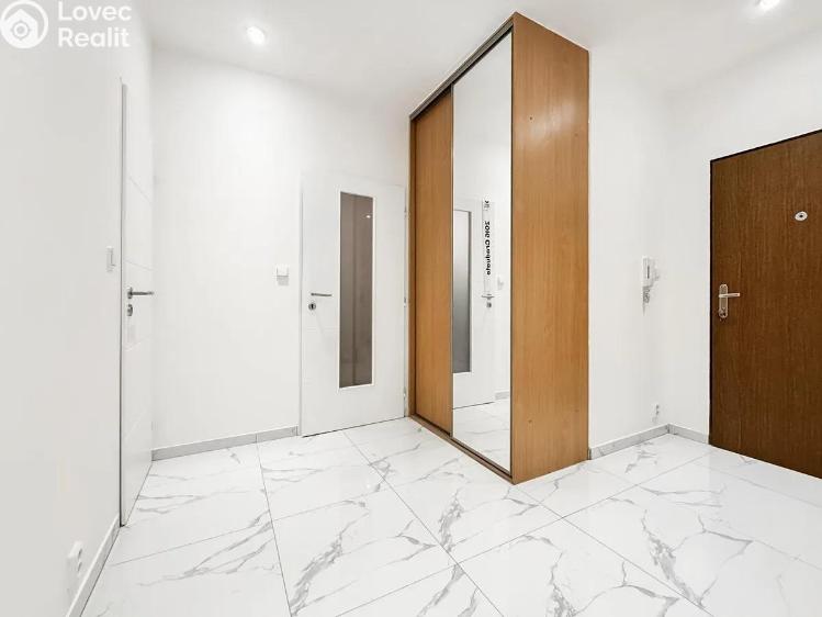 Pronájem bytu 2+KK Praha, Peckova č. 6