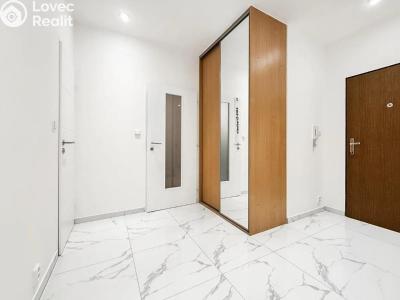 Pronájem bytu 2+KK Praha, Peckova č. 6