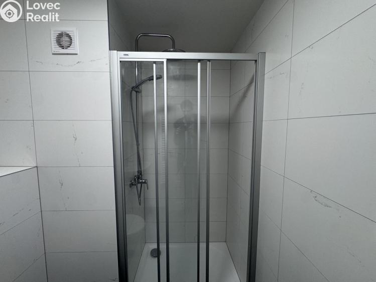 Pronájem bytu 3+KK Praha, Na Petynce č. 9