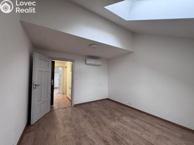 Pronájem bytu 3+KK Praha, Na Petynce č. 5