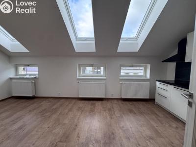 Pronájem bytu 3+KK Praha, Na Petynce č. 6