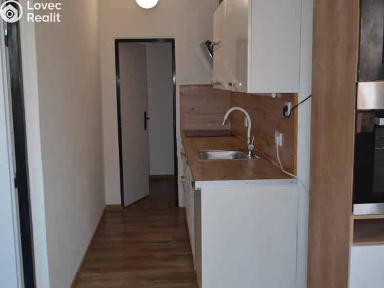 Pronájem bytu 4+KK Praha, Počernická č. 14