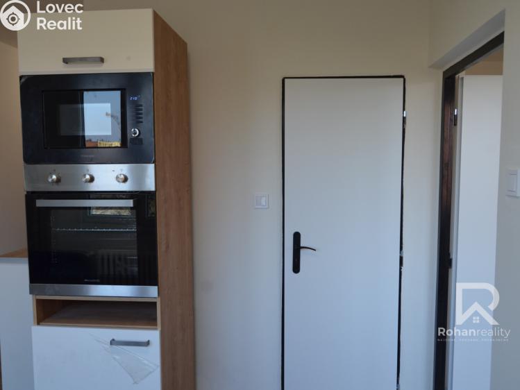 Rent apartment 4+KK Praha, Počernická č. 13